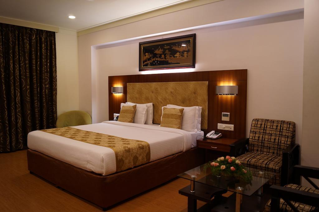 Hotel Budhil Park Visakhapatnam Exterior foto