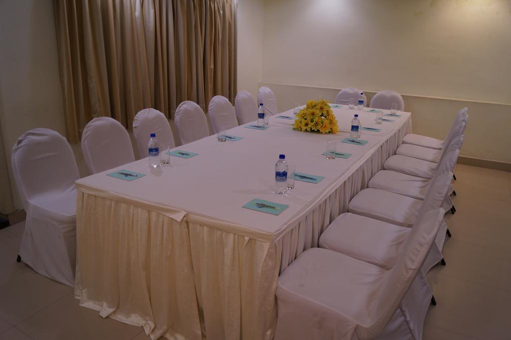 Hotel Budhil Park Visakhapatnam Exterior foto