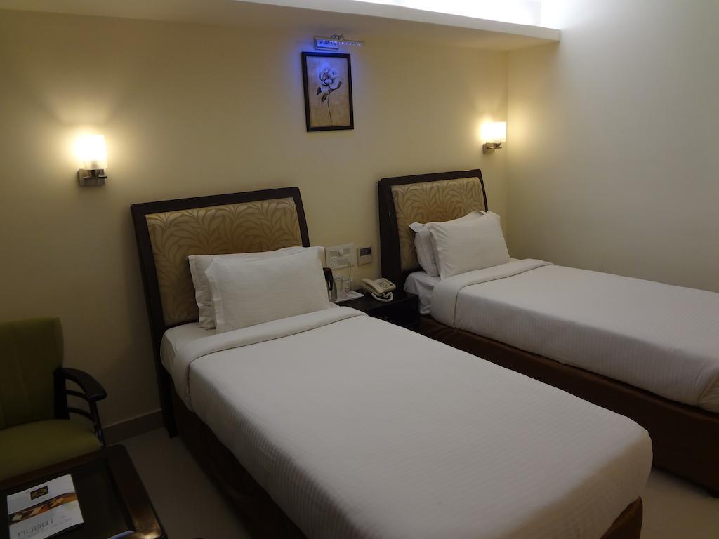 Hotel Budhil Park Visakhapatnam Exterior foto